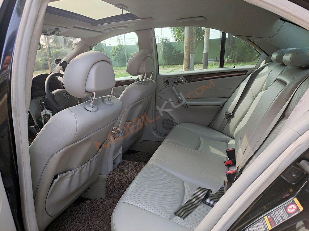 Mobil Mercedes-Benz C-Class 2003