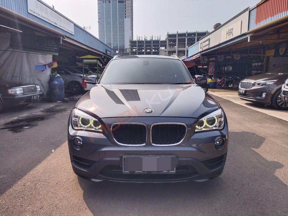 Mobil BMW X1 2015