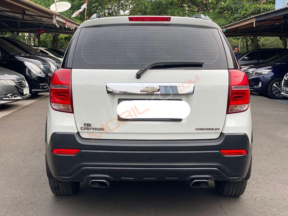Mobil Chevrolet Captiva 2015