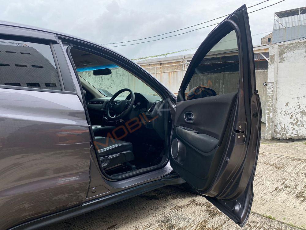 Mobil Honda HR-V 2015