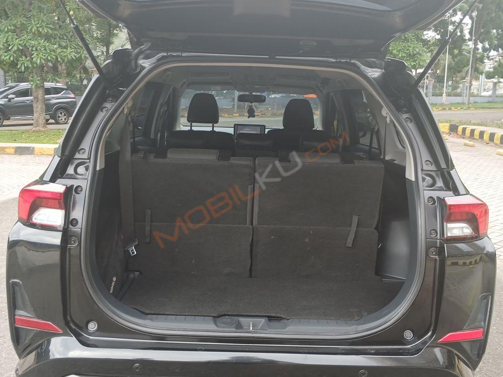 Mobil Toyota Avanza 2022