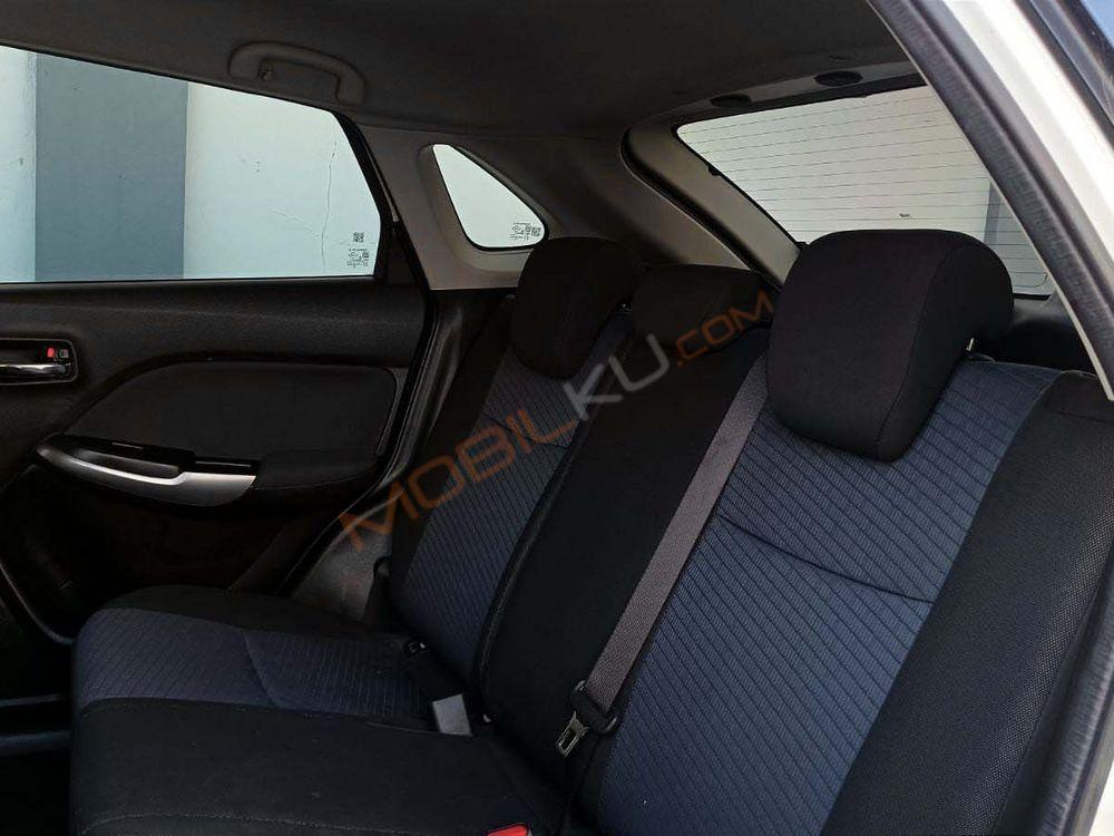 Mobil Suzuki Baleno 2021