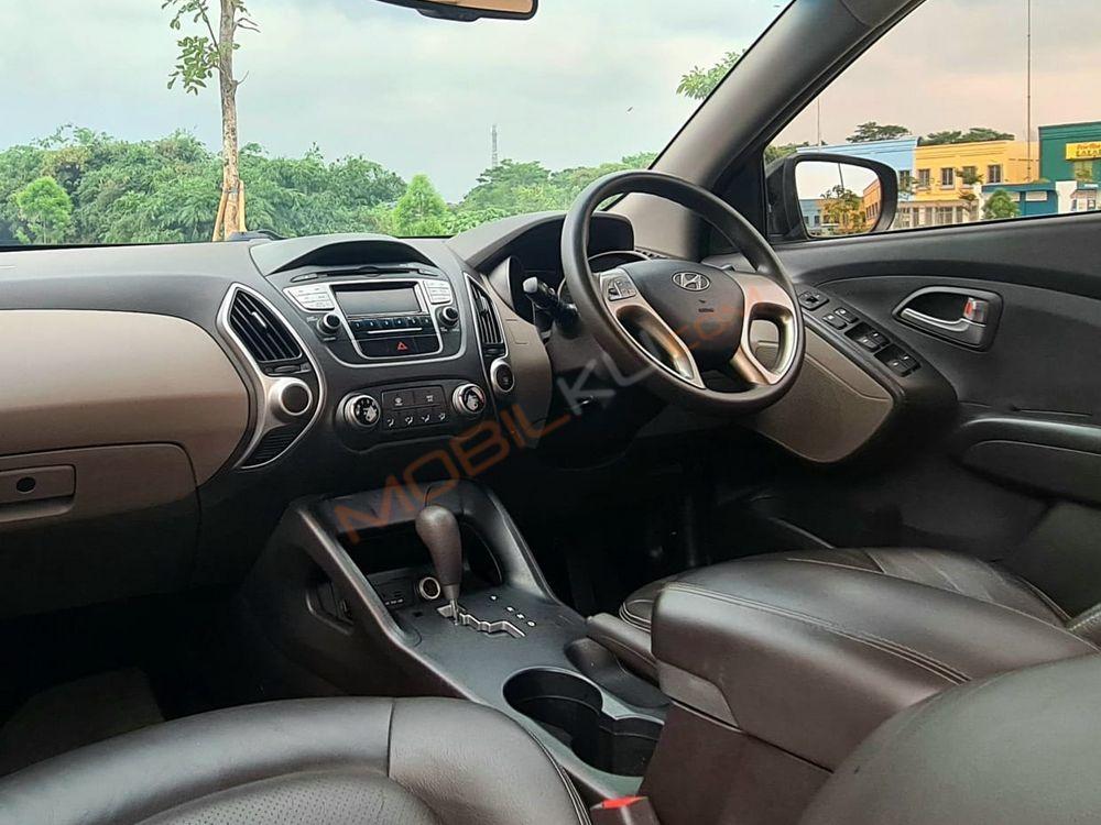 Mobil Hyundai Tucson 2013