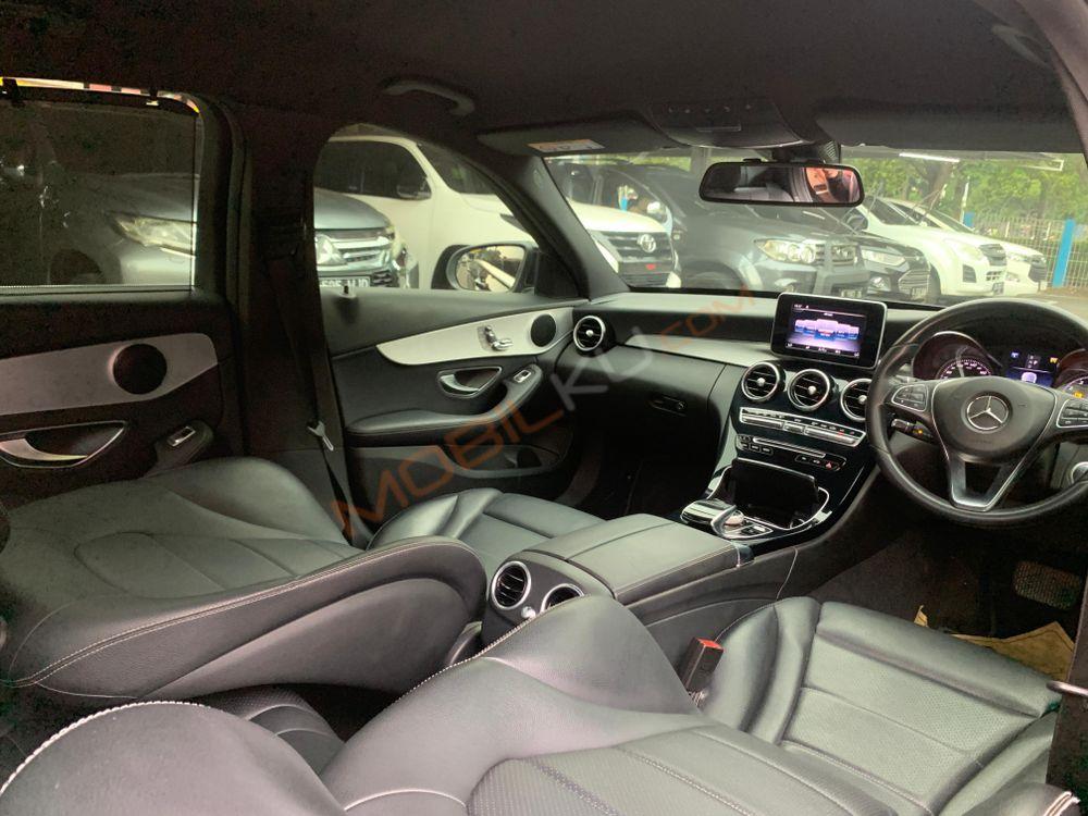 Mobil Mercedes-Benz C-Class 2018