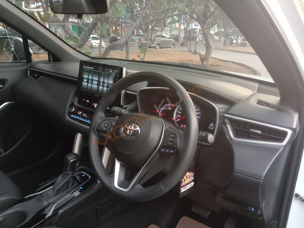 Mobil Toyota Corolla Cross 2020