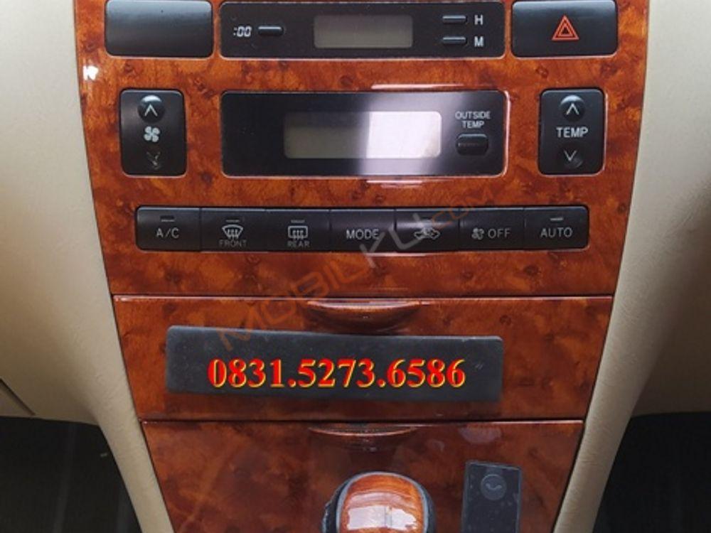 Mobil Toyota Corolla 2006