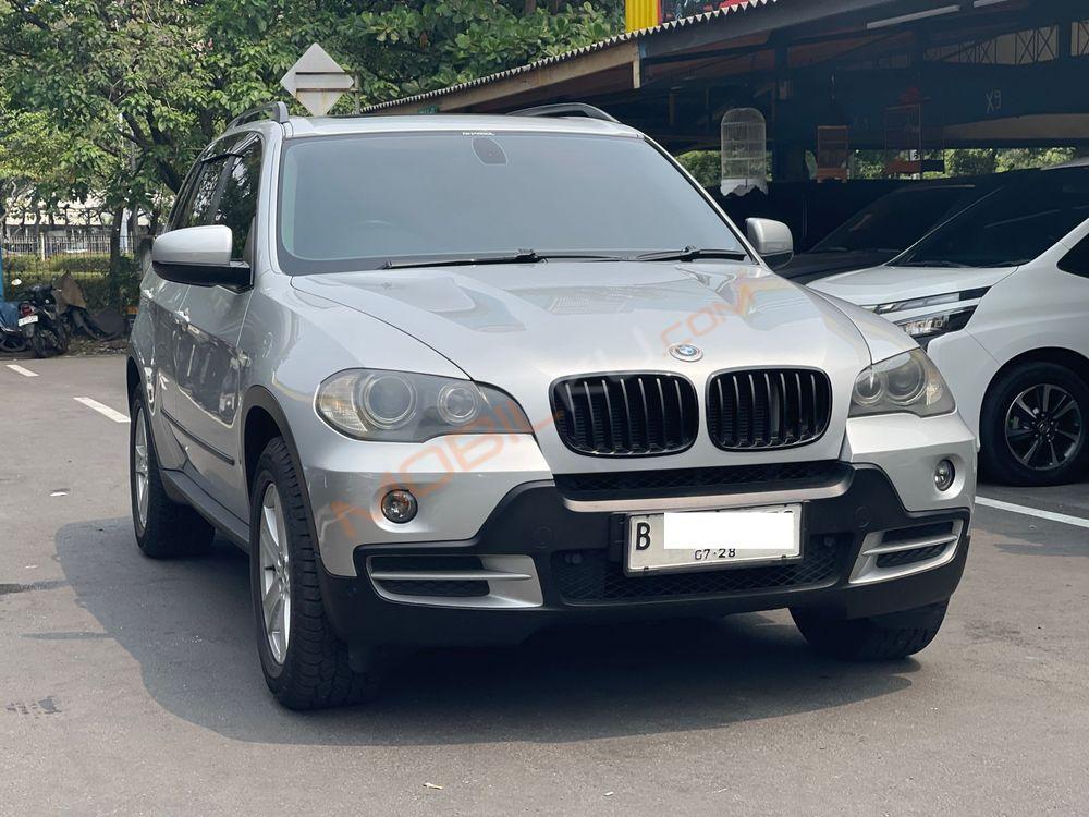 Mobil BMW X5 2008