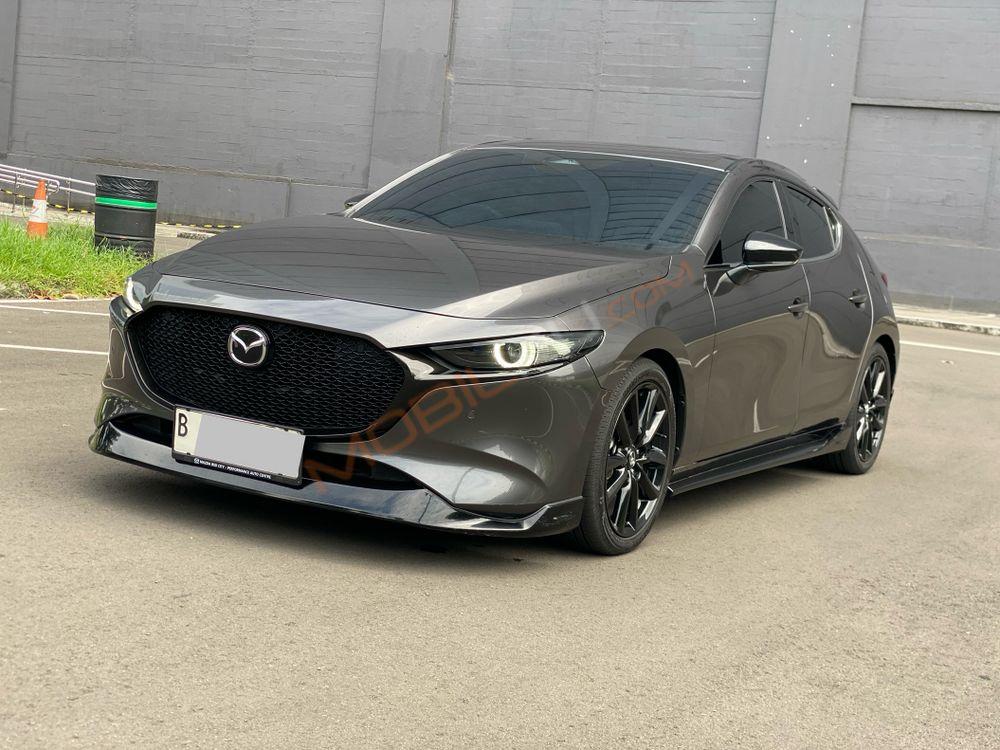 Mobil Mazda 3 2023
