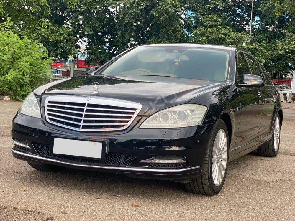 Mobil Mercedes-Benz S-Class 2011