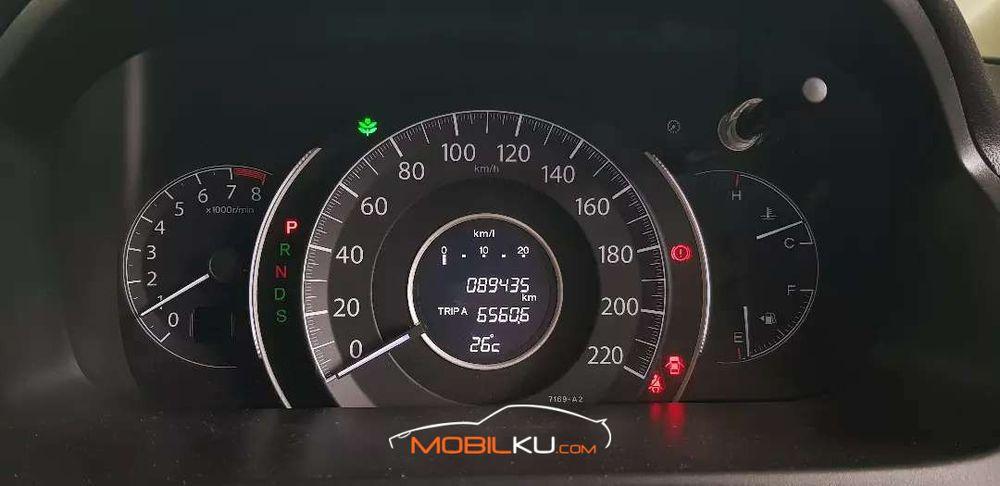 Mobil Honda CR-V 2015