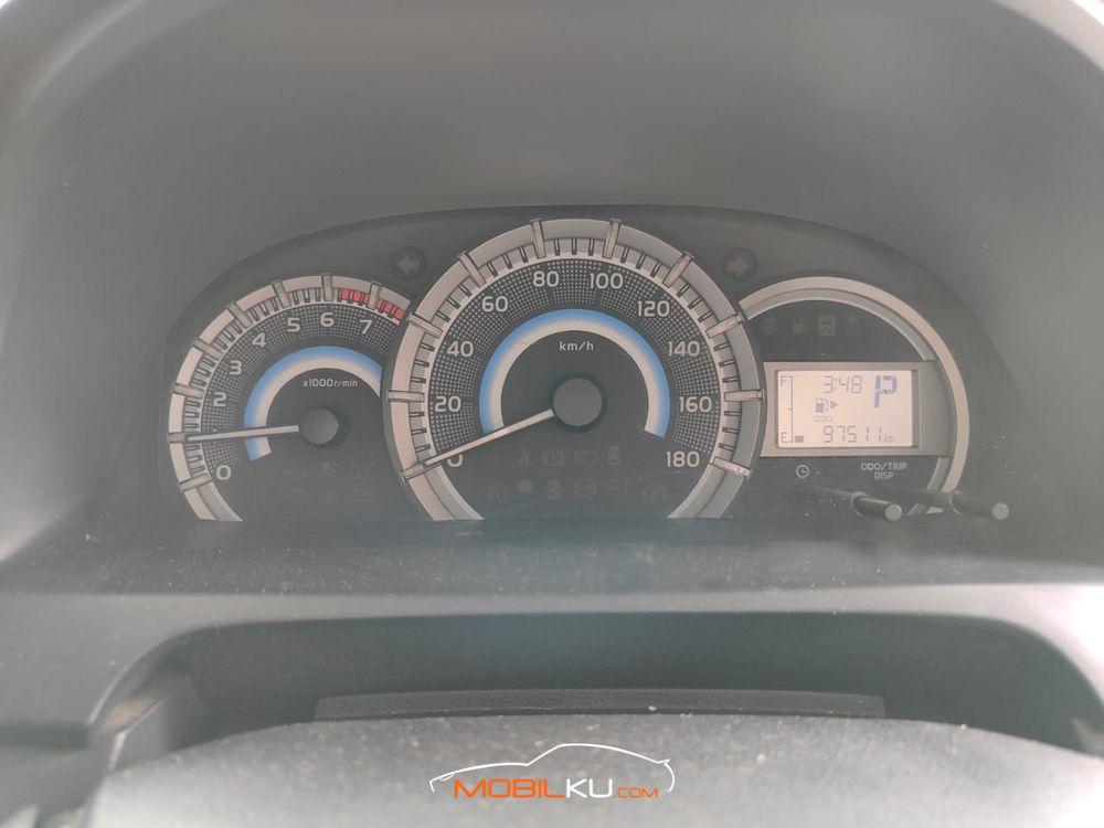 Mobil Toyota Avanza 2018