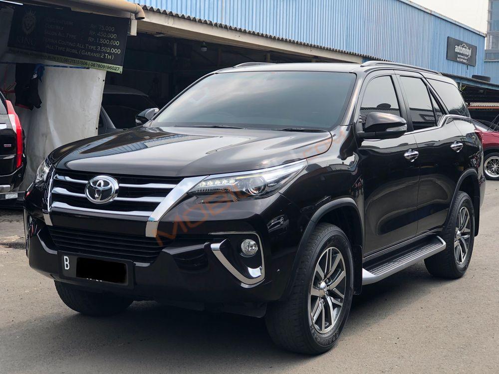Mobil Toyota Fortuner 2016