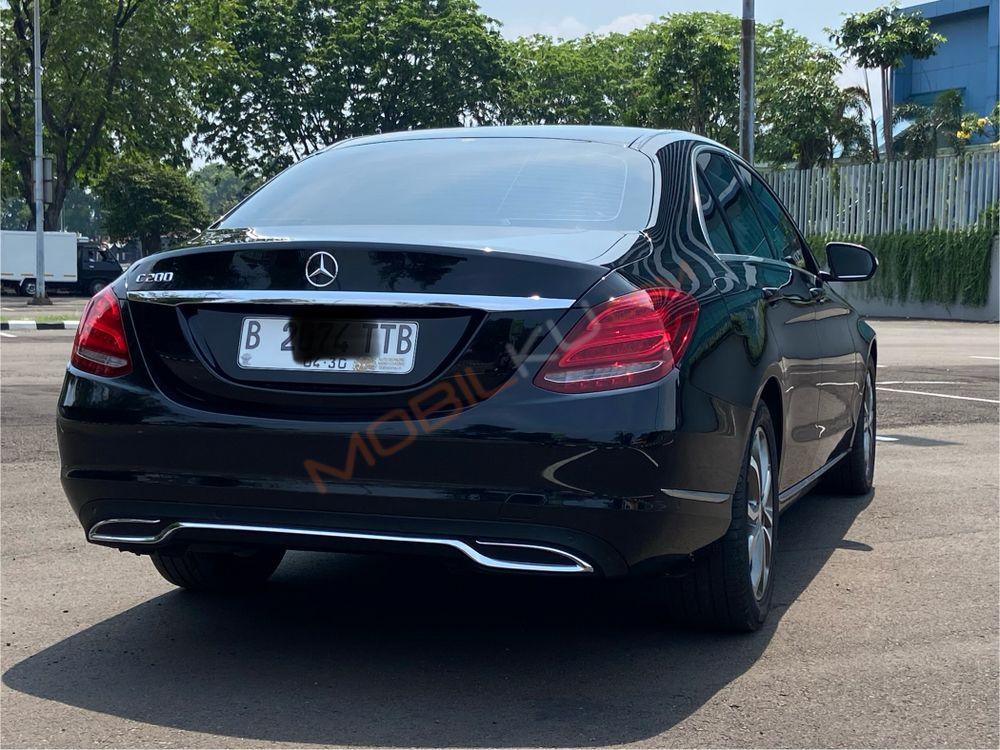 Mobil Mercedes-Benz C-Class 2014