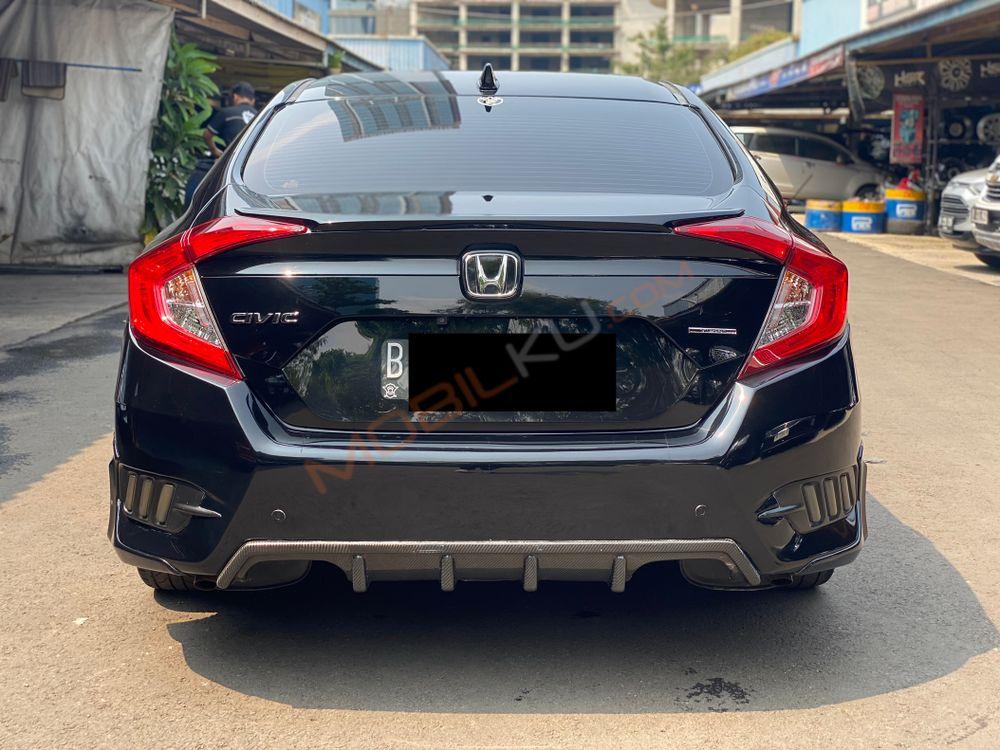 Mobil Honda Civic Sedan 2017