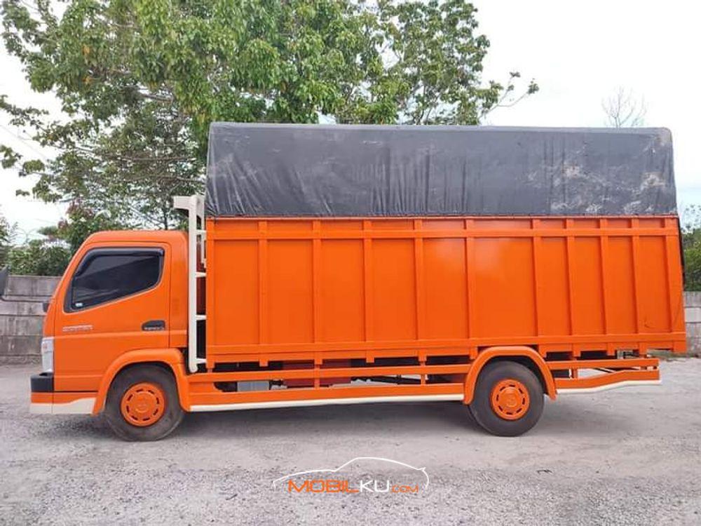 Mobil Mitsubishi Fuso 2018