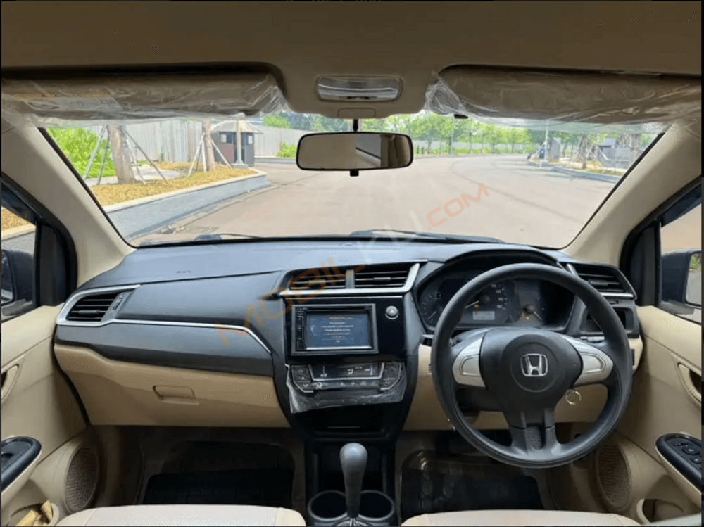 Mobil Honda Mobilio 2016