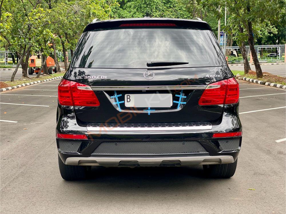 Mobil Mercedes-Benz GL 2013