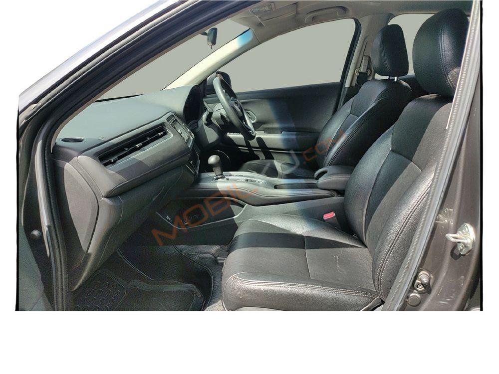 Mobil Honda HR-V 2015