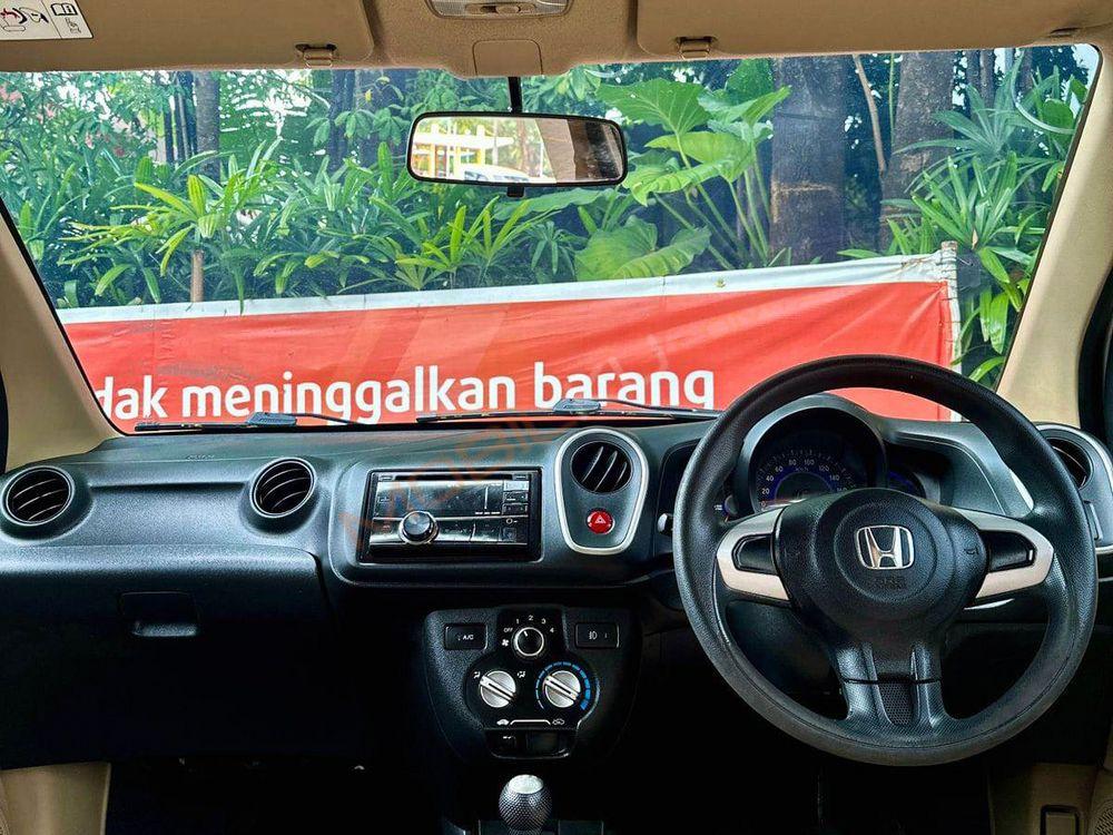 Mobil Honda Mobilio 2014