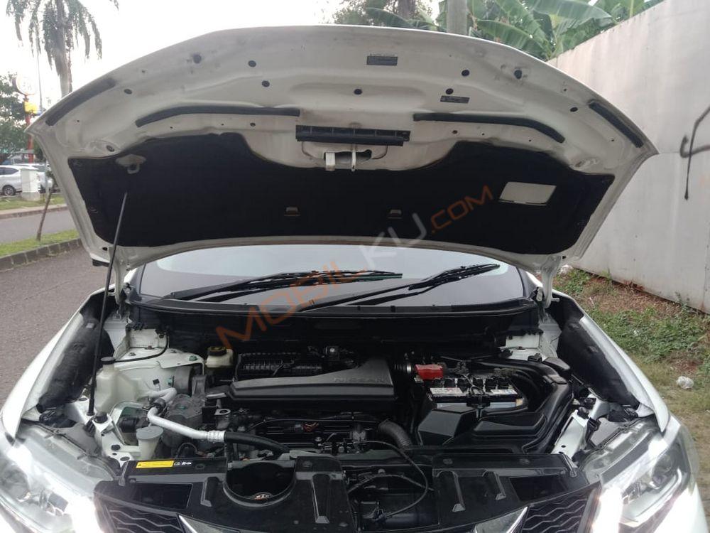 Mobil Nissan X-Trail 2016