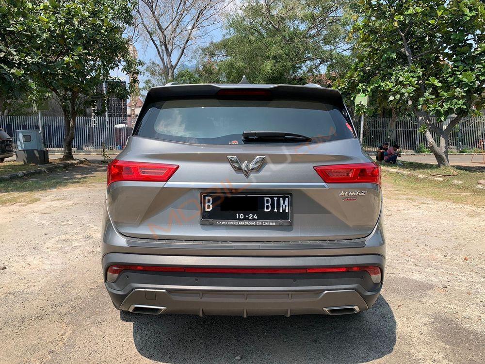 Mobil Wuling Almaz 2019