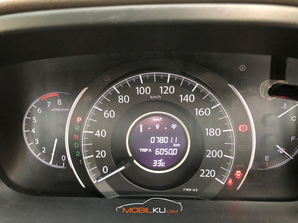 Mobil Honda CR-V 2014