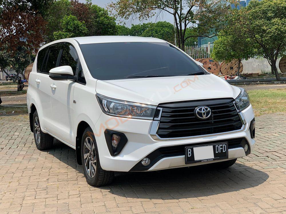 Mobil Toyota Kijang Innova 2021