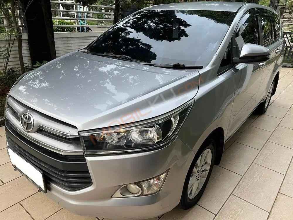 Mobil Toyota Kijang Innova 2019
