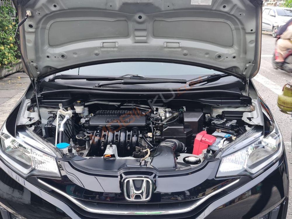 Mobil Honda Jazz 2019