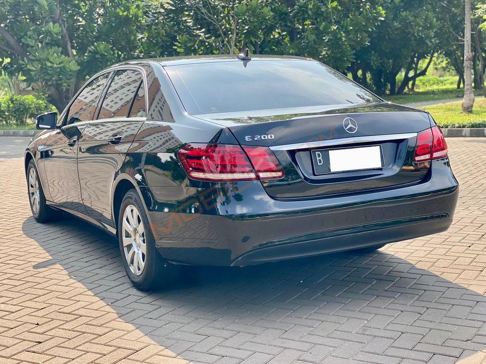 Mobil Mercedes-Benz E-Class 2016