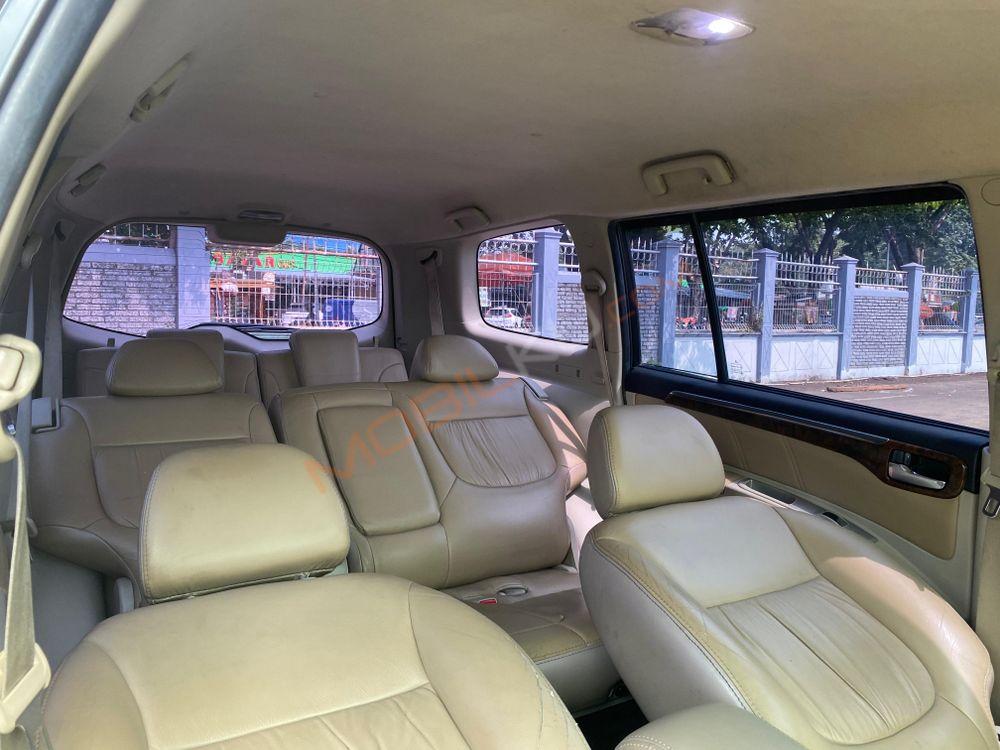 Mobil Mitsubishi Pajero 2010