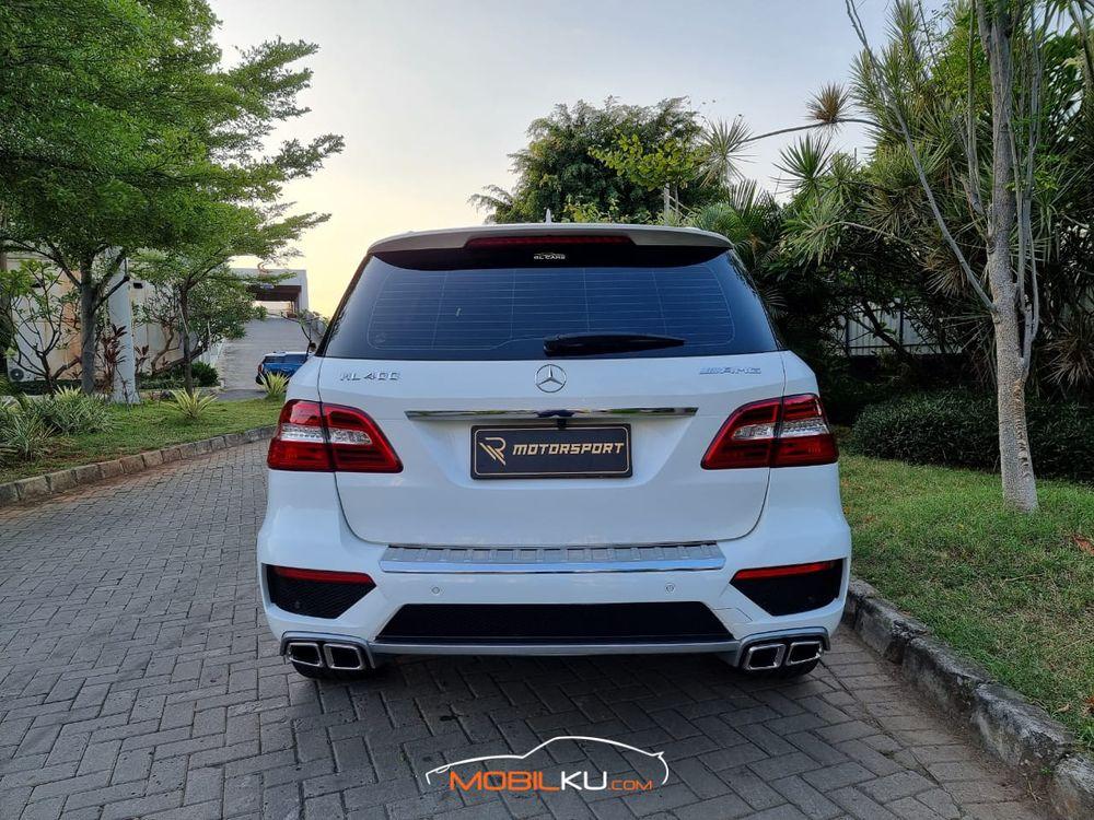 Mobil Mercedes-Benz ML 2014