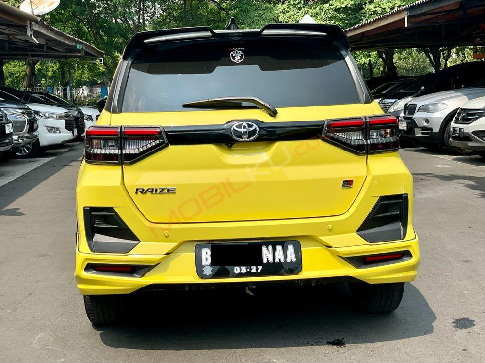 Mobil Toyota Raize 2022