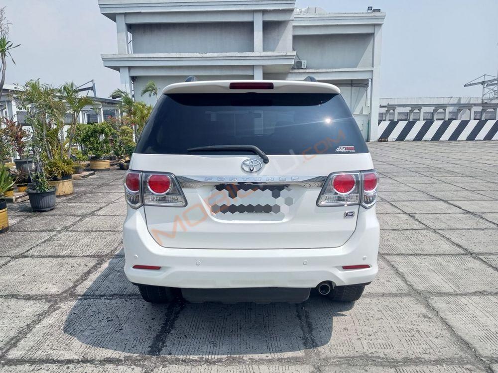Mobil Toyota Fortuner 2012