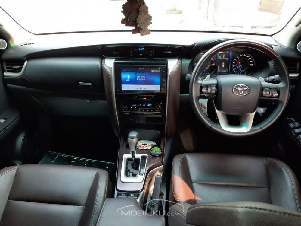 Mobil Toyota Fortuner 2018