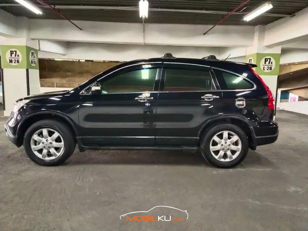 Mobil Honda CR-V 2008