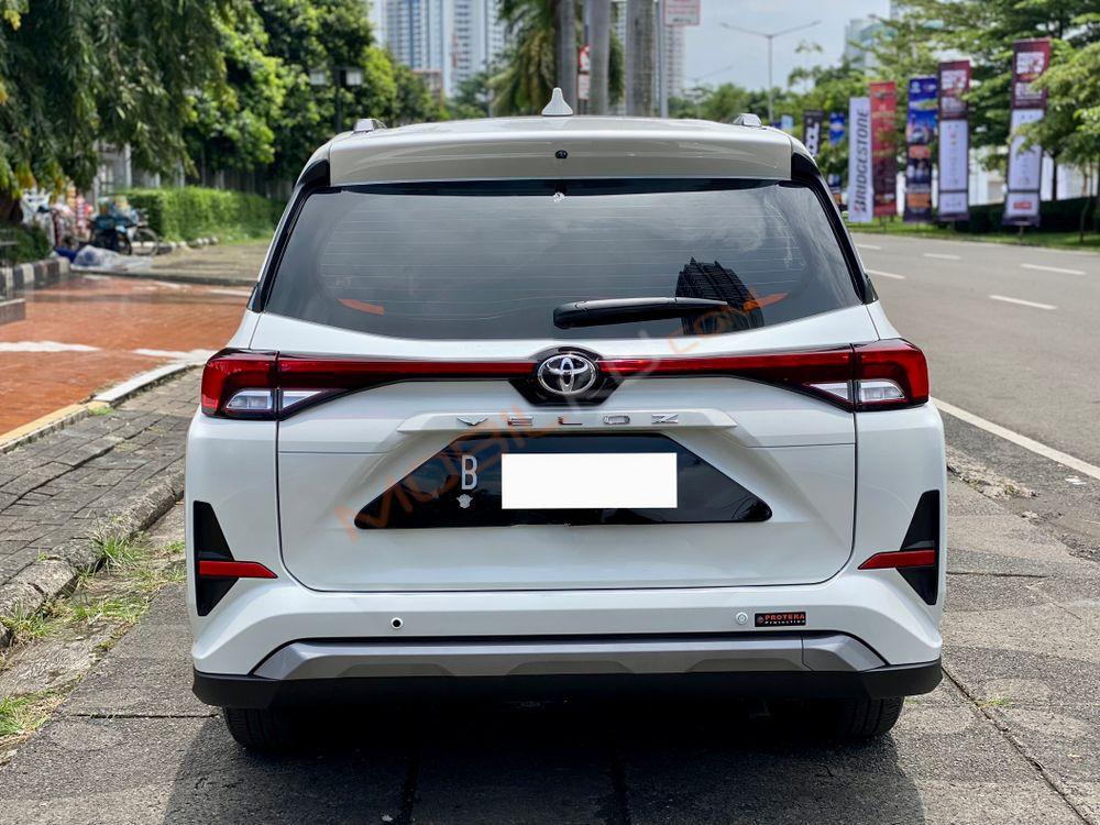 Mobil Toyota Veloz 2022