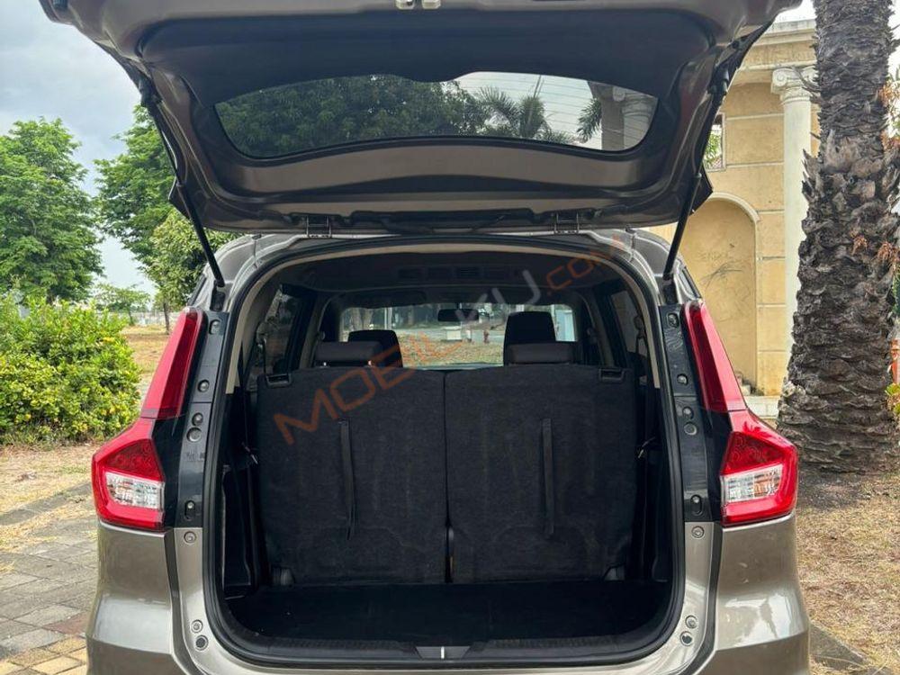 Mobil Suzuki Ertiga 2021