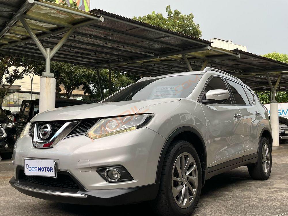 Mobil Nissan X-Trail 2016