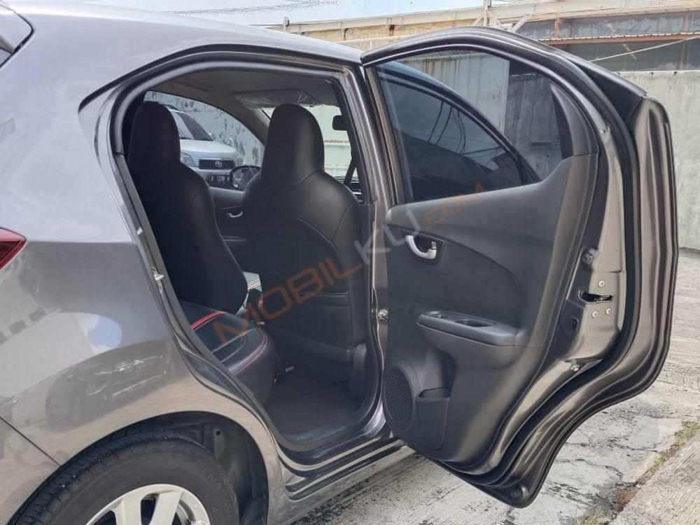 Mobil Honda Brio 2021