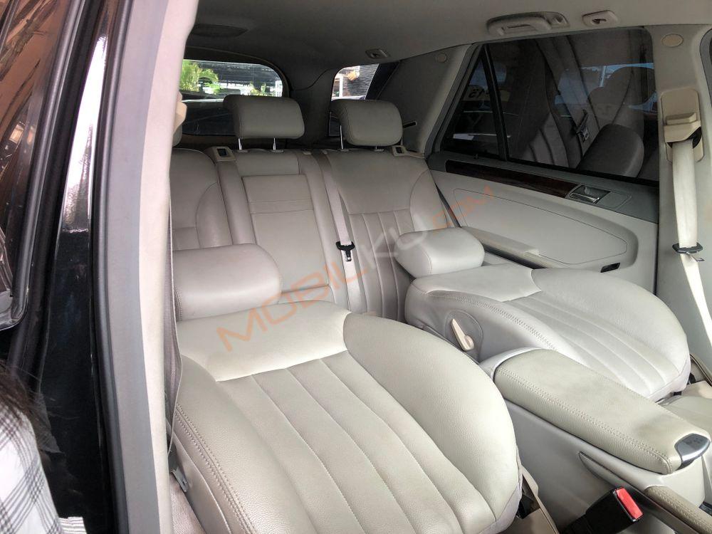 Mobil Mercedes-Benz ML 2006