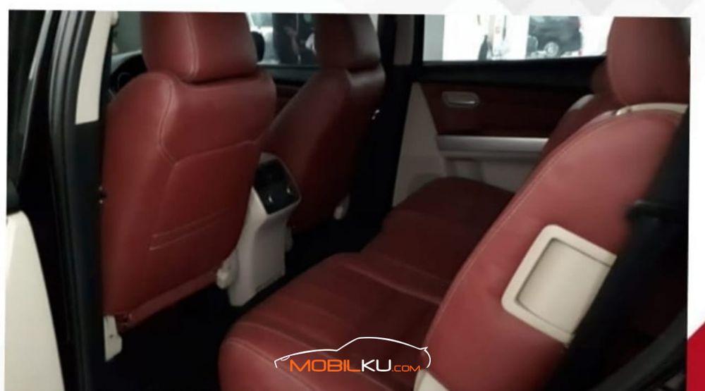 Mobil Mazda CX-9 2009