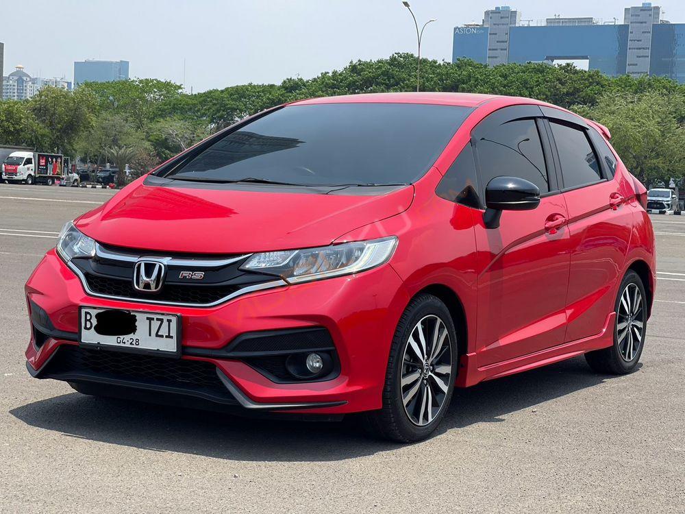 Mobil Honda Jazz 2018