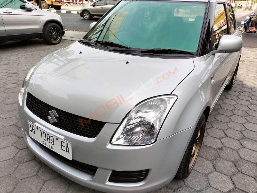 Mobil Suzuki Swift 2007