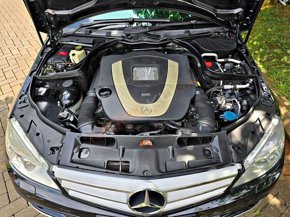 Mobil Mercedes-Benz C-Class 2009