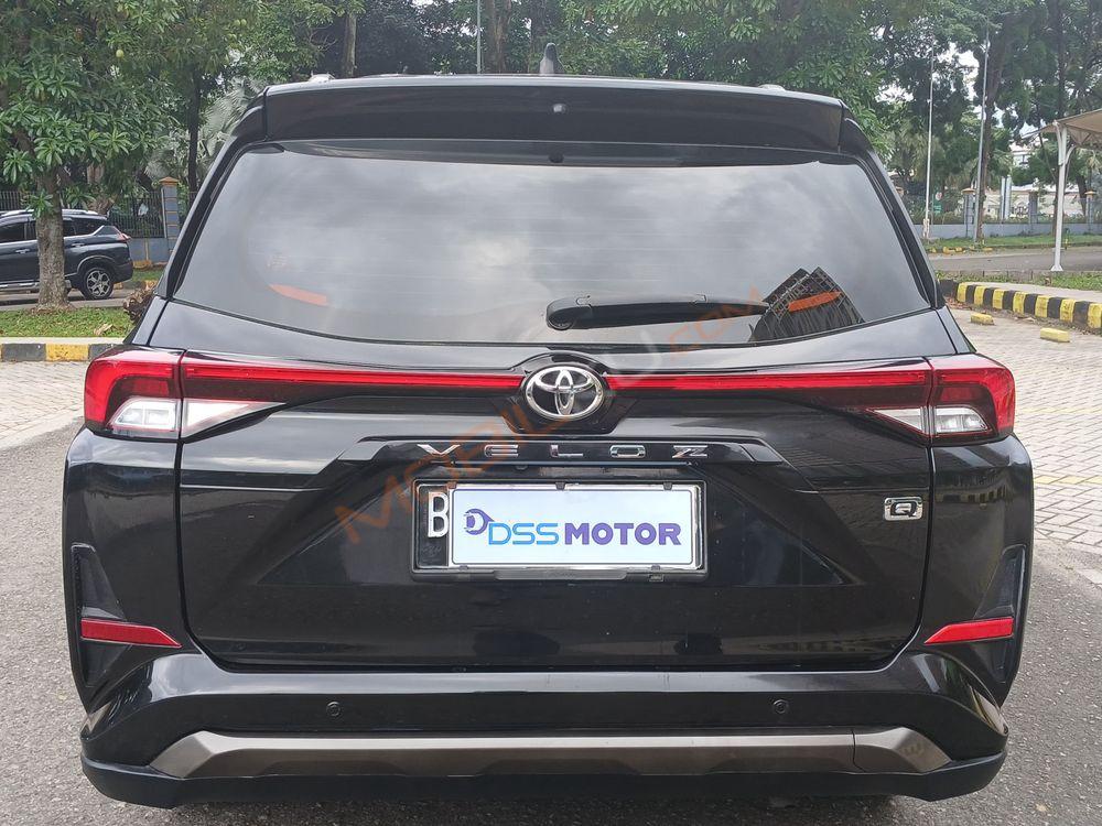 Mobil Toyota Veloz 2022