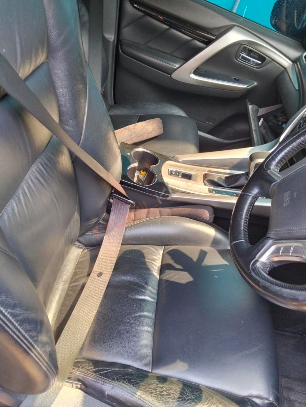 Mobil Mitsubishi Pajero Sport 2018