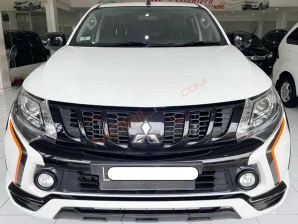 Mobil Mitsubishi Triton 2018
