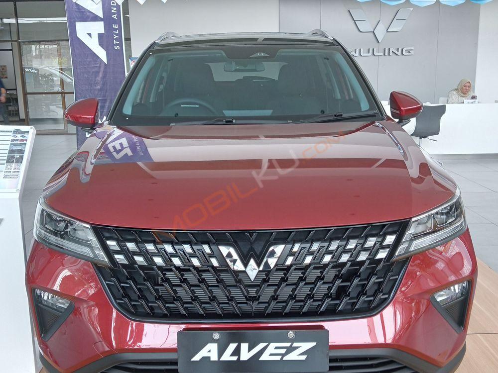 Mobil Wuling Alvez 2023