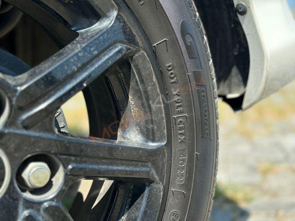 Mobil Toyota Agya 2022